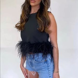 Feather trim top